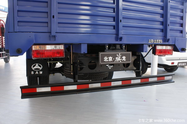 北京 旗龙中卡 136马力 4X2 栏板载货车(BJ1126PPU91)上装图（4/4）