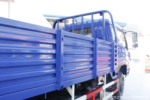 北京 旗龙中卡 136马力 4X2 栏板载货车(BJ1126PPU91)上装图（3/4）