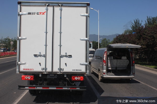 福田 奥铃CTX 154马力 4X2 4.75米排半厢式载货车(BJ5059VBCEA)外观图（13/24）