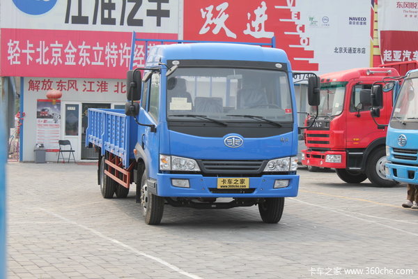 青岛解放 赛龙II中卡 130马力 4X2 排半载货车(CA1161PK2L2EA80)