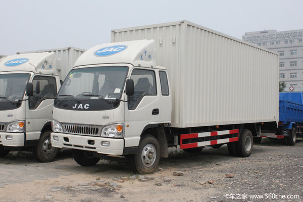 江淮 威铃 109马力 4X2 5.12米单排厢式载货车(HFC5061XXYKR1T)外观图（2/2）