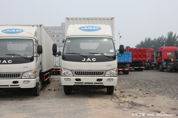 江淮 威铃 109马力 4X2 5.12米单排厢式载货车(HFC5061XXYKR1T)