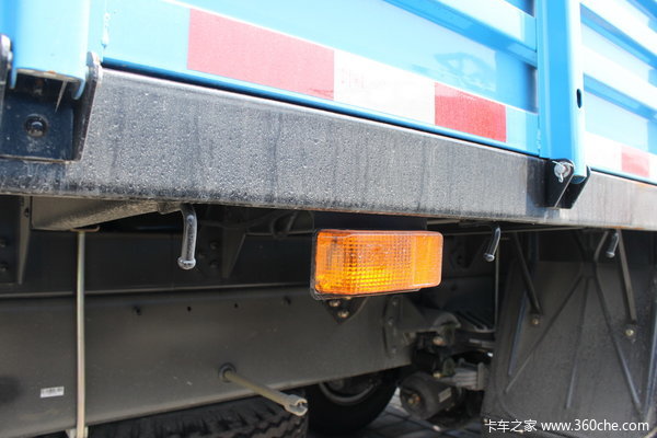 江淮 威铃II中卡 158马力 4X2 栏板载货车(HFC1162K1R1GZT)上装图（11/11）