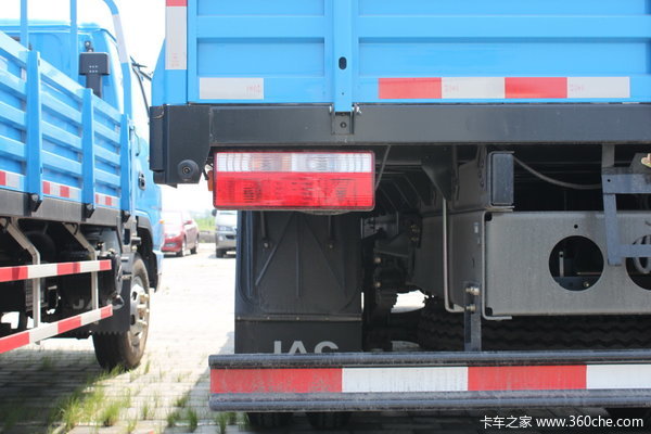 江淮 威铃II中卡 158马力 4X2 栏板载货车(HFC1162K1R1GZT)上装图（8/11）