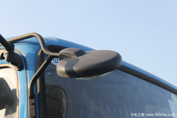 东风 天锦中卡 140马力 4X2 排半栏板载货车(DFL1160BX7)外观图（16/26）