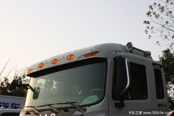 江淮 格尔发K系列重卡 340马力 6X4 载货车（底盘）外观图（7/10）