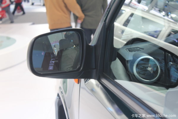 2009款广汽吉奥 财运100系列 标准型 2.3L汽油 双排皮卡外观图（12/14）