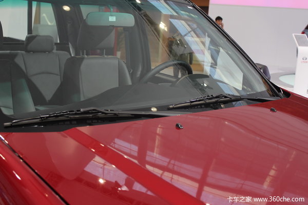 广汽吉奥 财运300系列 豪华型 2.8L汽油 双排皮卡外观图（14/22）