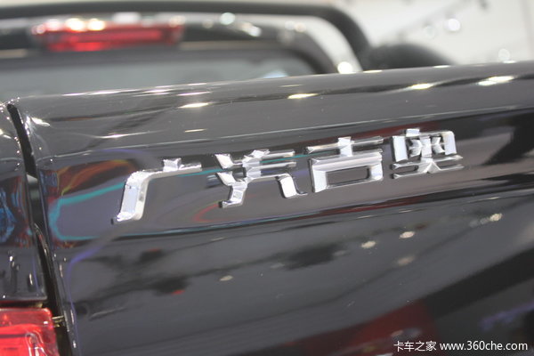 广汽吉奥 财运500系列 2.3L汽油 双排皮卡上装图（4/4）