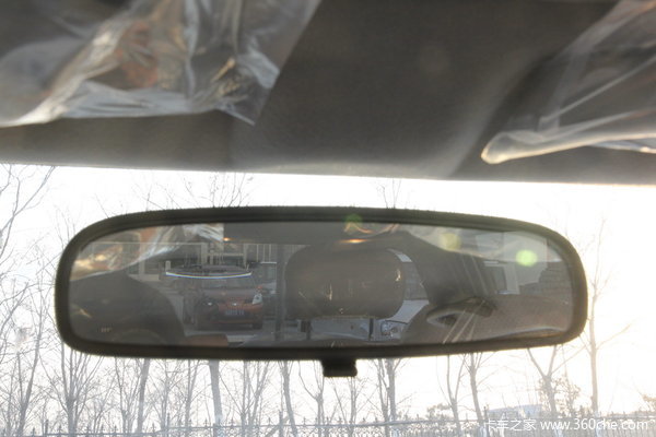 2013款长城 风骏5 商务版 精英型 2.4L汽油 小双排皮卡驾驶室图（2/35）