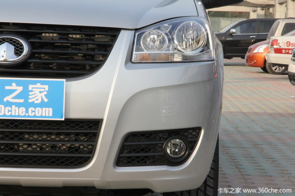 2013款长城 风骏5 商务版 精英型 2.4L汽油 小双排皮卡外观图（12/25）