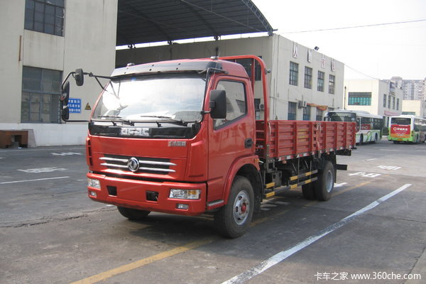 东风 康霸中卡 136马力 4X2 栏板载货车(EQ1090TZ12D5)