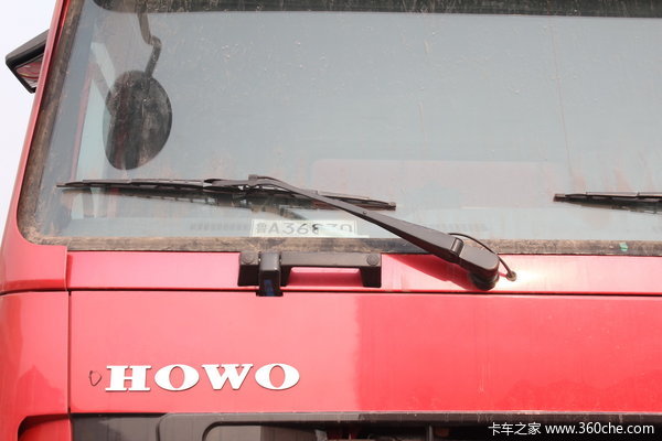 中国重汽 HOWO重卡 336马力 8X4 自卸车(ZZ3317N4867C1L)外观图（6/10）