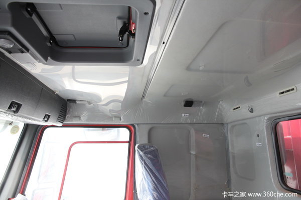 中国重汽 HOWO重卡 375马力 8X4 自卸车(侧翻)(ZZ3317N4067C1)驾驶室图（13/14）