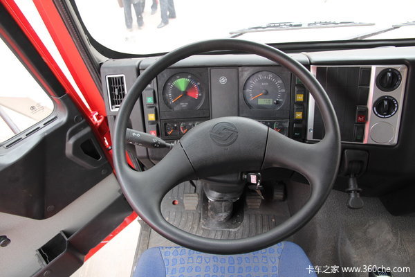 江铃重汽 远威重卡 290马力 6X4 自卸车(SXQ3250M6D)驾驶室图（4/22）