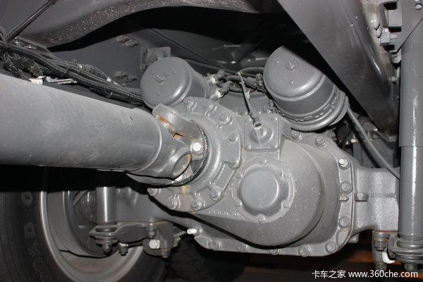 沃尔沃 FMX重卡 420马力 8X4 自卸车底盘图（21/26）