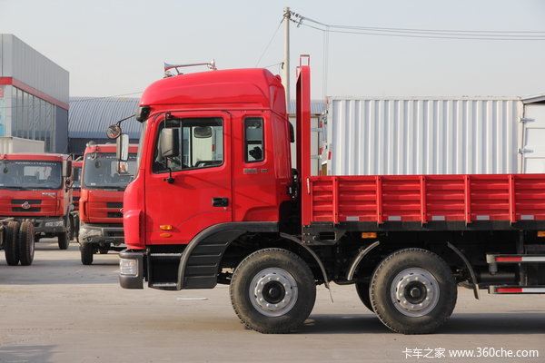 江淮 格尔发A5系列重卡 200马力 6X2 栏板载货车(HFC1202KR1K3)外观图（9/12）