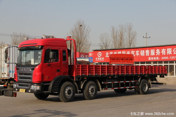 江淮 格尔发A5系列重卡 200马力 6X2 栏板载货车(HFC1202KR1K3)外观图（4/12）