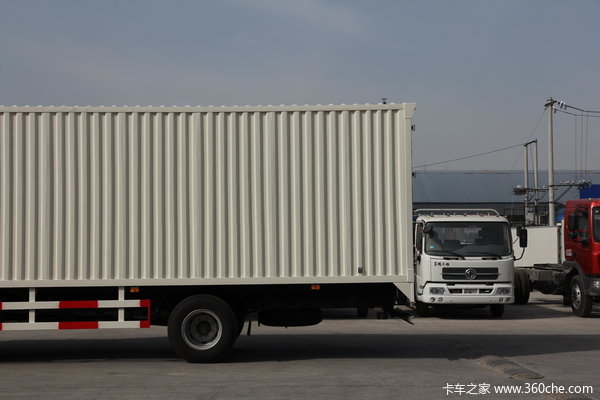 江淮 格尔发A5系列中卡 150马力 4X2 厢式载货车(HFC5162XXYK1R1T)(亮剑者II中卡)上装图（5/9）