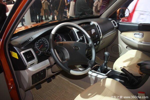 2009款黄海 大柴神 经典版 豪华型 3.2L柴油 双排皮卡驾驶室图