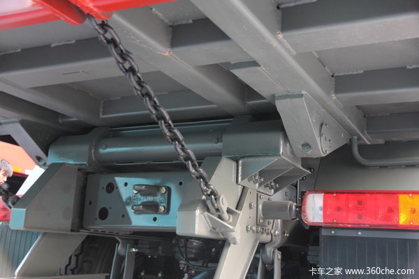 中国重汽 HOWO重卡 336马力 8X4 自卸车(中长平顶)(ZZ3317N357C1)底盘图（12/20）