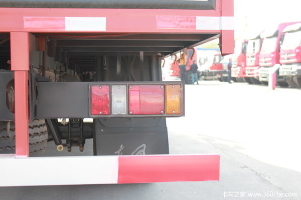 东风 天锦中卡 140马力 4X2 仓栅载货车(DFL5160CCQBX9)底盘图（7/16）