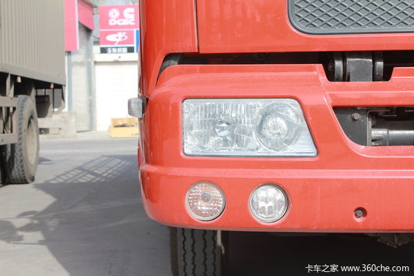 东风 天锦中卡 140马力 4X2 仓栅载货车(DFL5160CCQBX9)外观图（8/17）