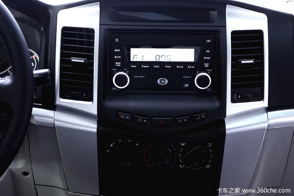 2012款广汽吉奥 财运100系列 标准型 2.2L汽油国四  双排皮卡驾驶室图（8/14）