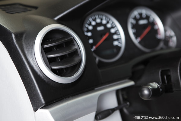 2012款广汽吉奥 财运100系列 标准型 2.2L汽油国四  双排皮卡驾驶室图（4/14）