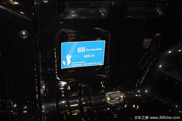 2011款大众 Amarok系列 2.0L柴油 四驱 双排皮卡驾驶室图