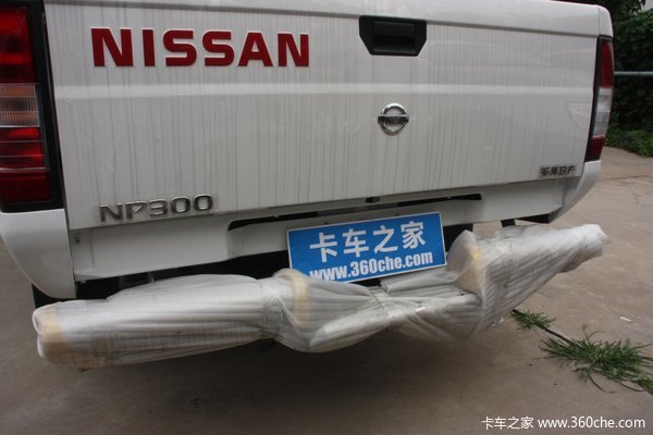 2011款郑州日产 标准型 2.4L汽油 双排皮卡外观图（41/45）