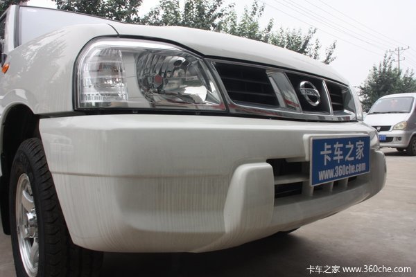 2011款郑州日产 标准型 2.4L汽油 双排皮卡外观图（11/45）