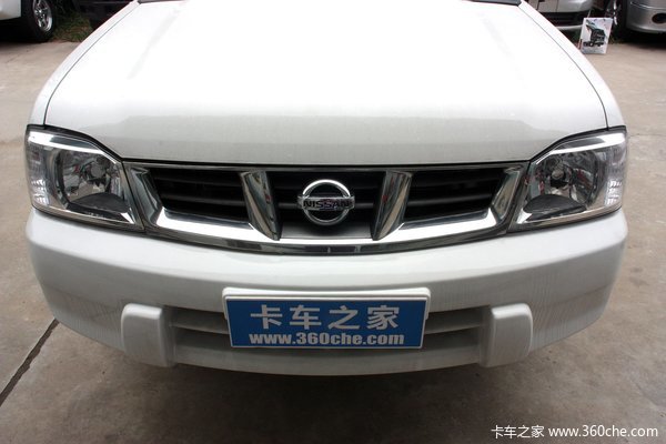 2011款郑州日产 标准型 2.4L汽油 双排皮卡外观图（9/45）