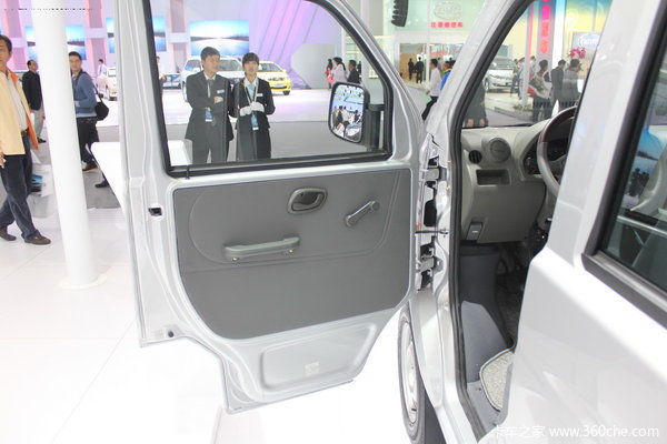 2009款广汽吉奥 星旺L 标准型 52马力 1.1L微面驾驶室图（2/10）