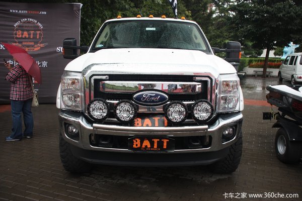 2011款福特 F-350系列 6.2L汽油 四驱 排半皮卡