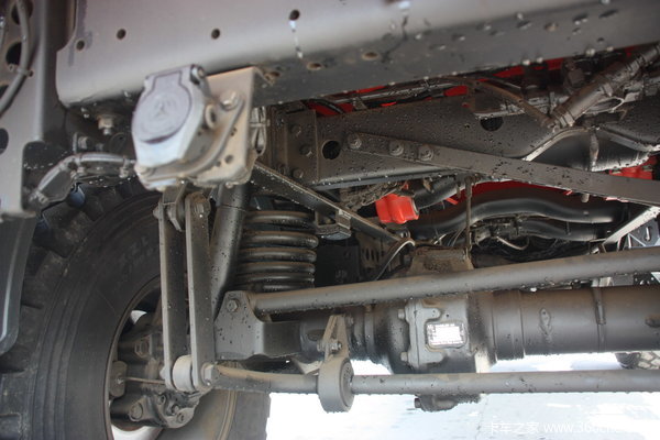 奔驰 Unimog系列 218马力 4X4 越野卡车(型号U4000)底盘图（29/50）
