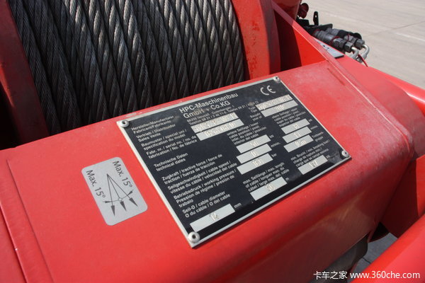 奔驰 Unimog系列 218马力 4X4 越野卡车(型号U4000)外观图（24/28）