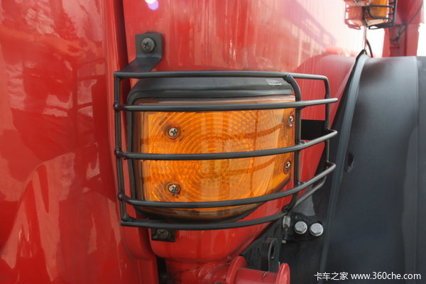 奔驰 Unimog系列 218马力 4X4 越野卡车(型号U4000)外观图（23/28）
