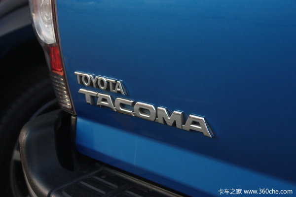 2011款丰田 Tocoma系列 4.0L汽油 四驱 双排皮卡外观图（14/20）
