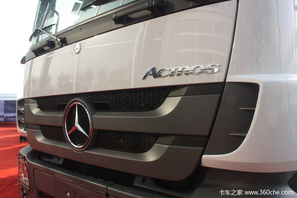 奔驰 Actros重卡 408马力 6X4 专用车(底盘)(型号3341)外观图（7/16）