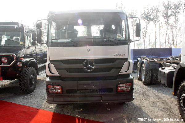 奔驰 Axor重卡 280马力 4X2 专用车(底盘)(型号1828)外观图