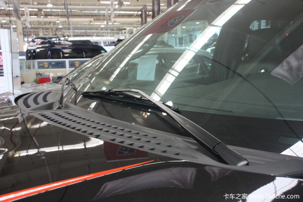 2011款福特 F-150系列 哈雷纪念版 6.2L汽油 四驱 双排皮卡外观图（14/20）