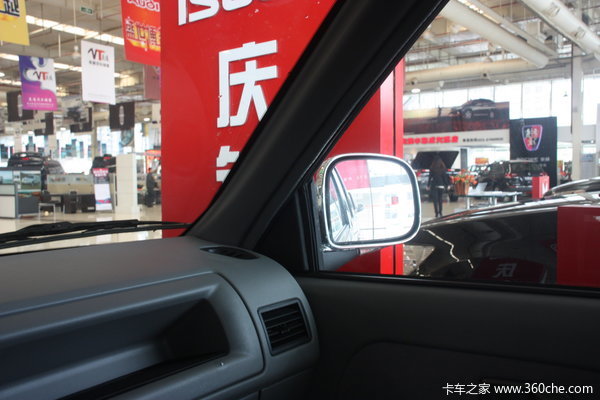 庆铃 TF系列 2.8L柴油 四驱 双排皮卡驾驶室图（17/29）