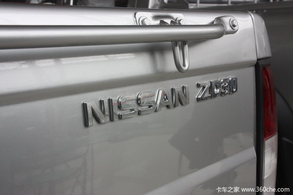 2011款郑州日产 东风锐骐 豪华型 3.0L柴油 双排皮卡外观图（46/50）