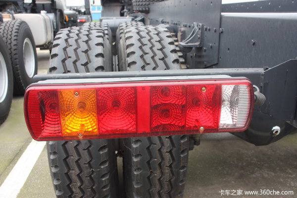 红岩 杰狮重卡 380马力 8X4 自卸车(底盘)(CQ3314HTG366)底盘图（15/25）