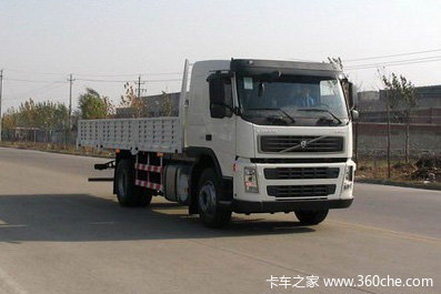 沃尔沃 FM重卡 300马力 4X2 栏板载货车(JHW1170D46B1)外观图