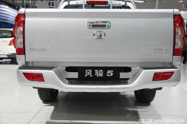 2013款长城 风骏5 商务版 精英型 2.8L柴油 小双排皮卡外观图（17/17）