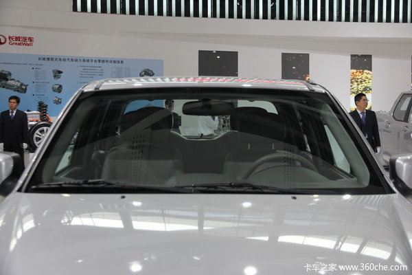 2013款长城 风骏5 商务版 精英型 2.8L柴油 小双排皮卡外观图（9/17）