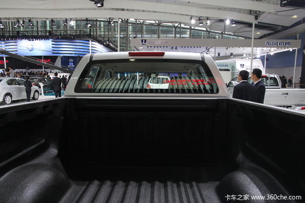 2011款长城 风骏CL 概念版 2.0L汽油 四驱 双排皮卡外观图（13/15）
