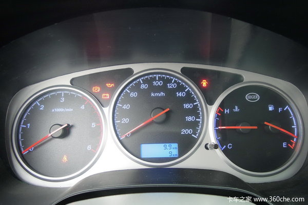 2011款金龙 海格 2.5L柴油 双排皮卡驾驶室图（10/10）